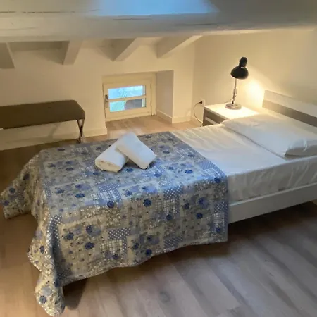 Appartement Bright House In Old Town Desenzano