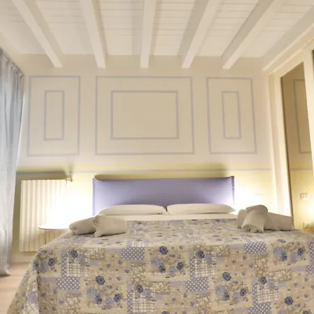 Appartement Bright House In Old Town Desenzano Desenzano del Garda